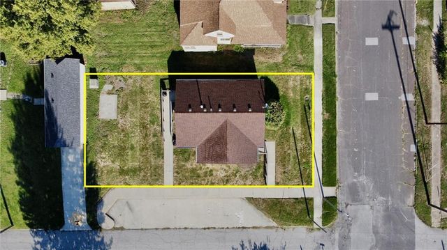 152 E 8 TH Street, Trenton, MO 64683