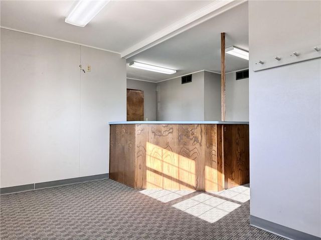 152 E 8 TH Street, Trenton, MO 64683