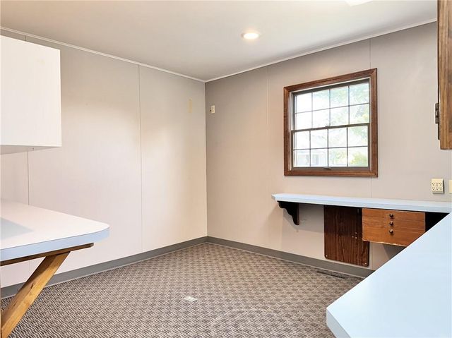 152 E 8 TH Street, Trenton, MO 64683