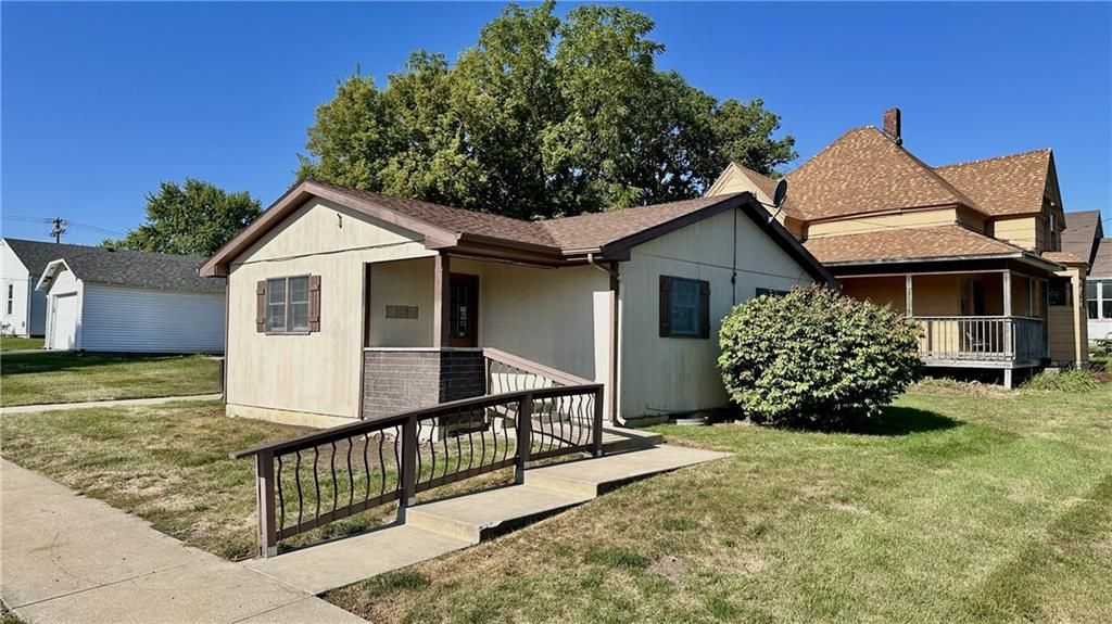 152 E 8 TH Street, Trenton, MO 64683