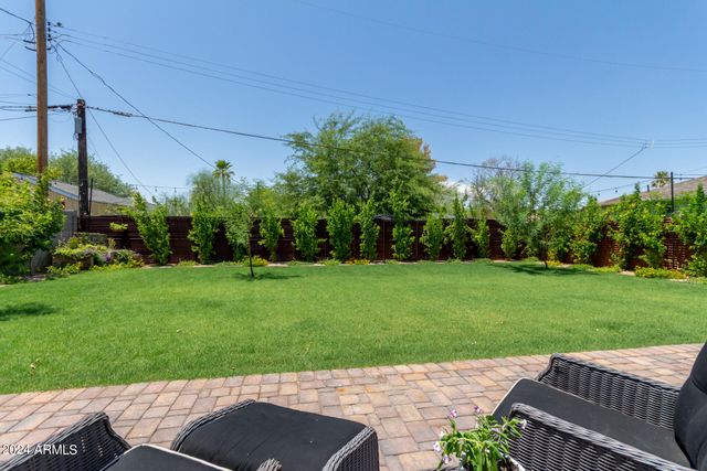 2512 N 12TH Street, Phoenix, AZ 85006