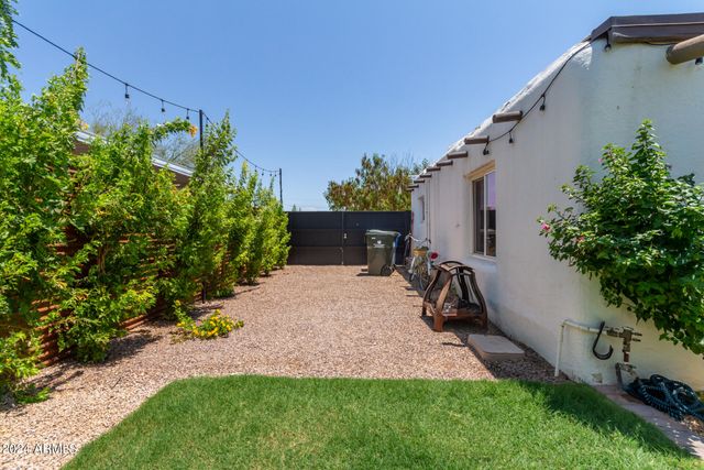 2512 N 12TH Street, Phoenix, AZ 85006