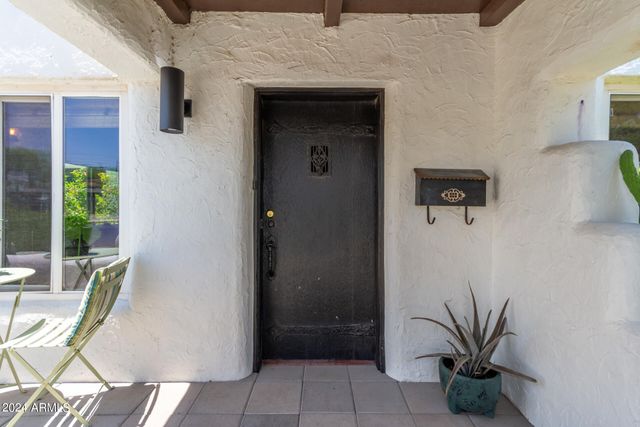 2512 N 12TH Street, Phoenix, AZ 85006