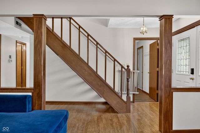 633 Echo Circle, Greenwood, IN 46142