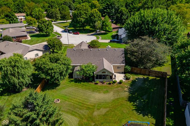 633 Echo Circle, Greenwood, IN 46142