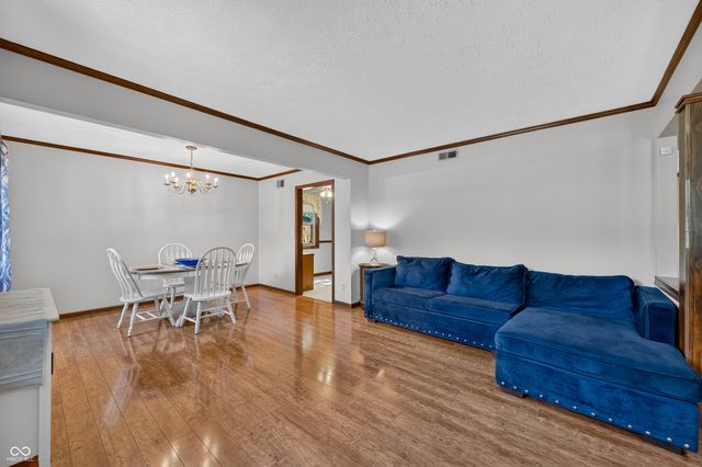 633 Echo Circle, Greenwood, IN 46142
