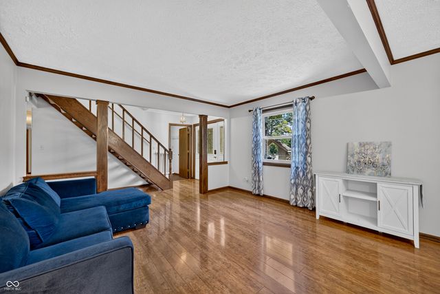 633 Echo Circle, Greenwood, IN 46142