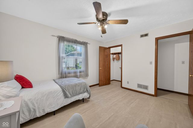 633 Echo Circle, Greenwood, IN 46142