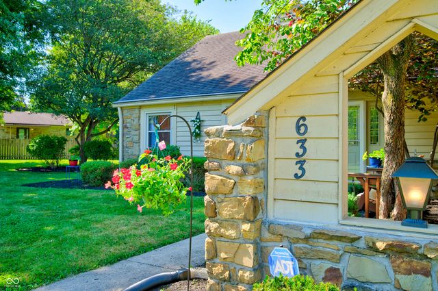 633 Echo Circle, Greenwood, IN 46142
