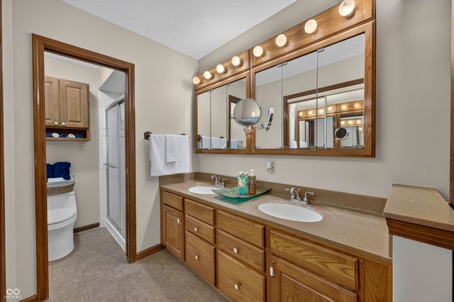 633 Echo Circle, Greenwood, IN 46142
