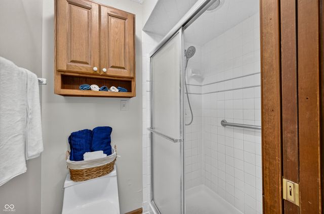 633 Echo Circle, Greenwood, IN 46142