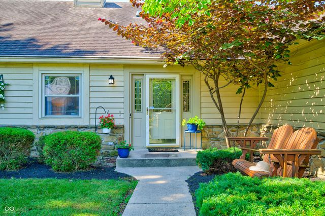 633 Echo Circle, Greenwood, IN 46142