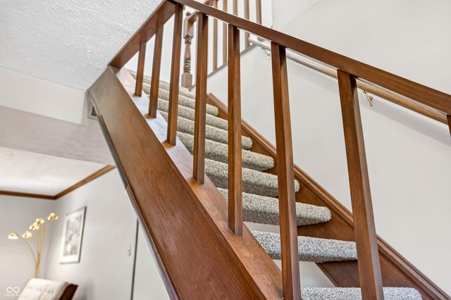 633 Echo Circle, Greenwood, IN 46142