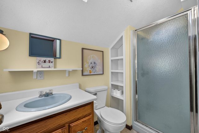 633 Echo Circle, Greenwood, IN 46142