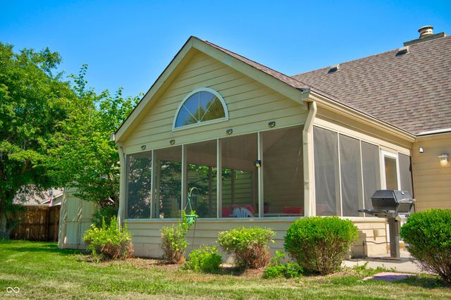 633 Echo Circle, Greenwood, IN 46142