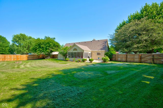 633 Echo Circle, Greenwood, IN 46142