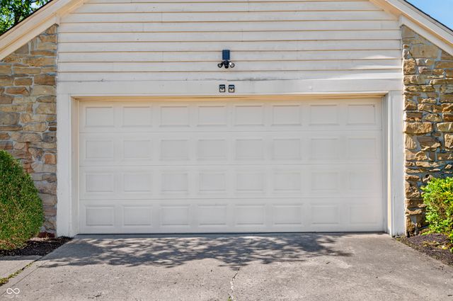 633 Echo Circle, Greenwood, IN 46142