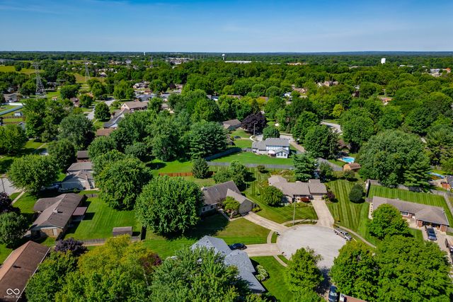 633 Echo Circle, Greenwood, IN 46142