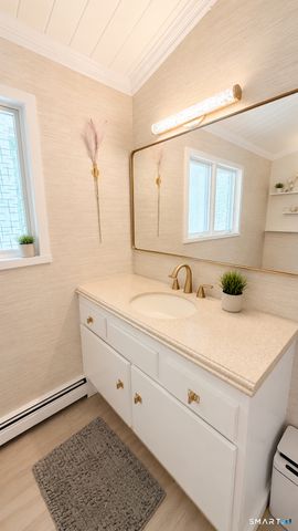 1 Bayberry Drive, Brookfield, CT 06804