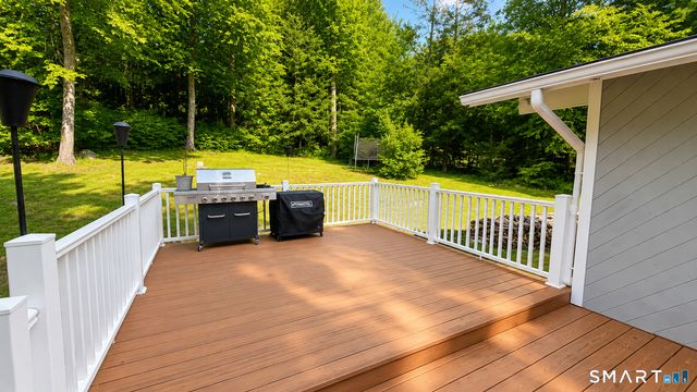 1 Bayberry Drive, Brookfield, CT 06804