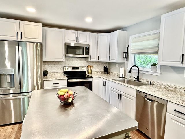 493 North Shore Road, Chesterfield, NH 03462