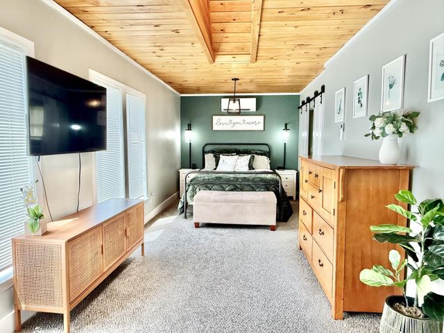 493 North Shore Road, Chesterfield, NH 03462