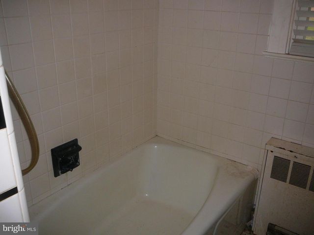 6088 FREDERICKSBURG TPKE, Woodford, VA 22580