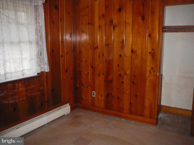 6088 FREDERICKSBURG TPKE, Woodford, VA 22580