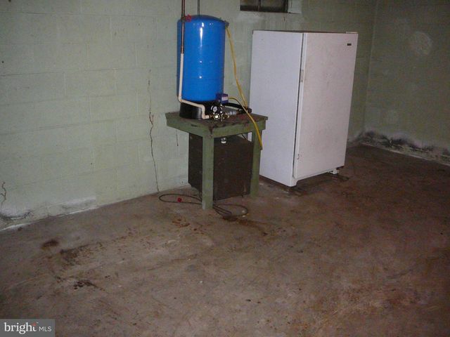 6088 FREDERICKSBURG TPKE, Woodford, VA 22580