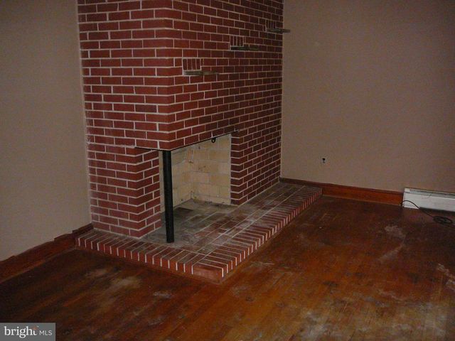 6088 FREDERICKSBURG TPKE, Woodford, VA 22580