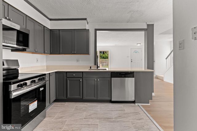 7559 BELLE GRAE DR, Manassas, VA 20109