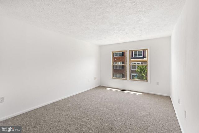 7559 BELLE GRAE DR, Manassas, VA 20109