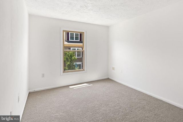 7559 BELLE GRAE DR, Manassas, VA 20109