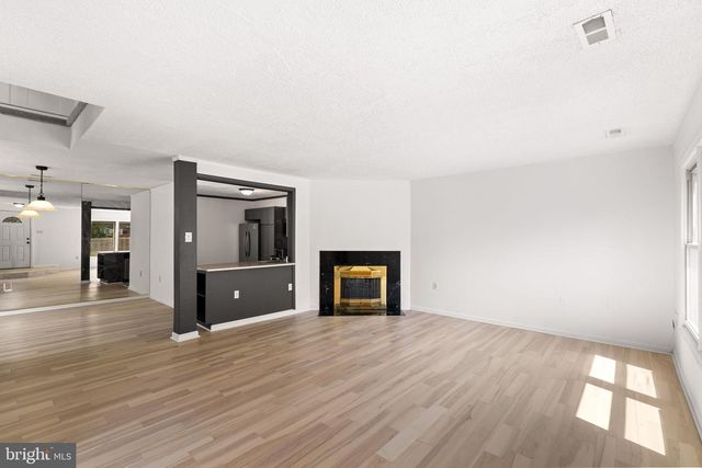 7559 BELLE GRAE DR, Manassas, VA 20109
