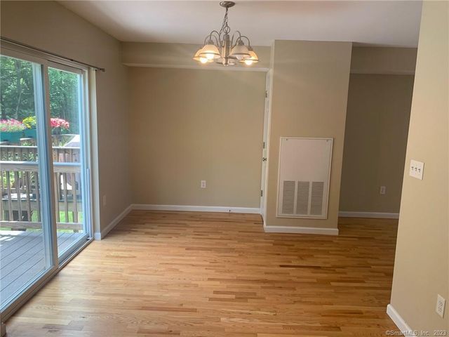54 Tridell Drive 29, Southington, CT 06489