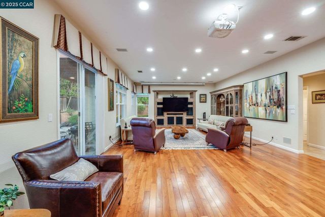 1105 Peacock Creek Drive, Clayton, CA 94517