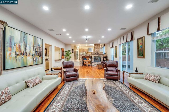 1105 Peacock Creek Drive, Clayton, CA 94517