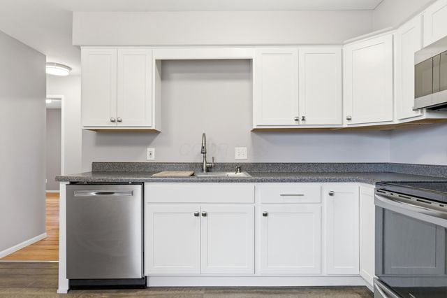 6479 Karl Road, Columbus, OH 43229