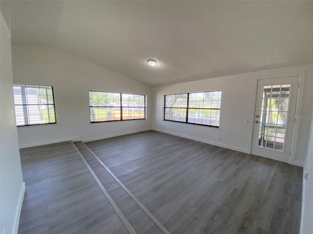 28046 LOIS DRIVE, Tavares, FL 32778
