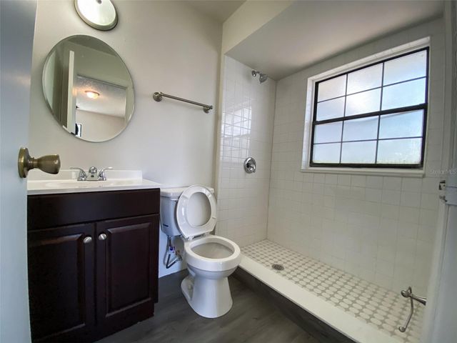 28046 LOIS DRIVE, Tavares, FL 32778