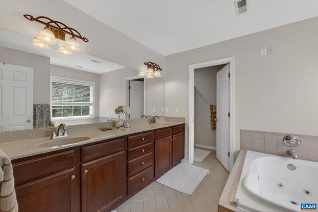 459 JEFFERSON DR, Palmyra, VA 22963