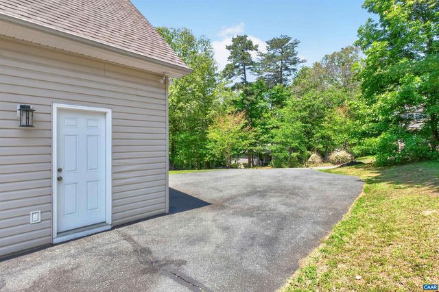 459 JEFFERSON DR, Palmyra, VA 22963