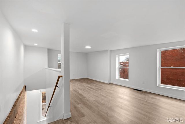 3330 Wisconsin Avenue, St Louis, MO 63118