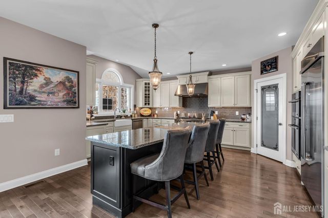 1 Belmont Court, Monroe, NJ 08831