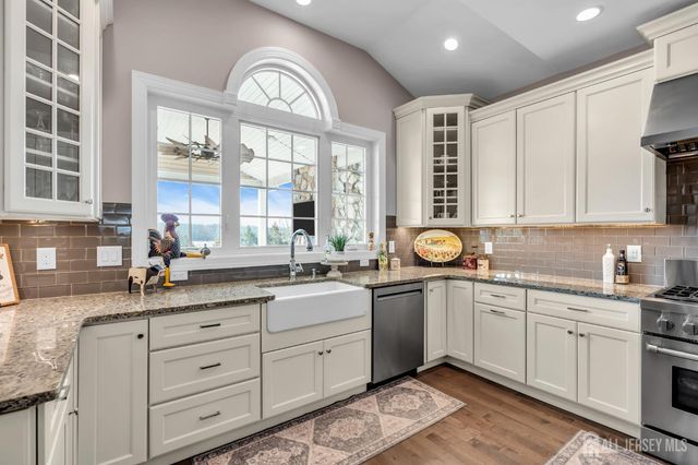 1 Belmont Court, Monroe, NJ 08831