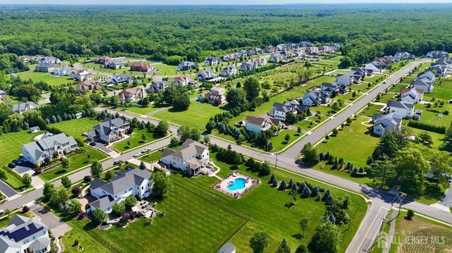 1 Belmont Court, Monroe, NJ 08831