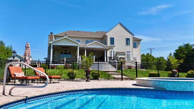 1 Belmont Court, Monroe, NJ 08831