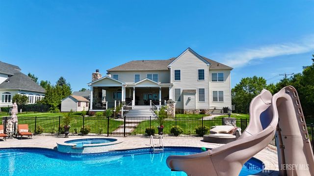 1 Belmont Court, Monroe, NJ 08831