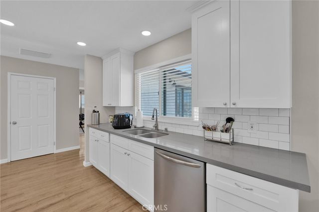 581 Starlight Street, Barstow, CA 92311