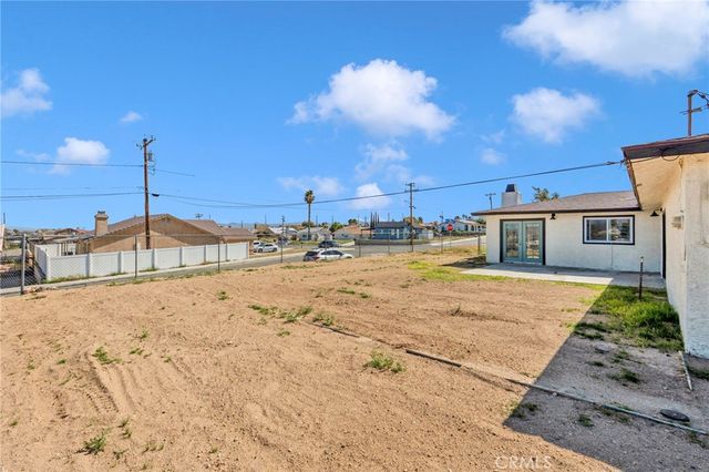 581 Starlight Street, Barstow, CA 92311